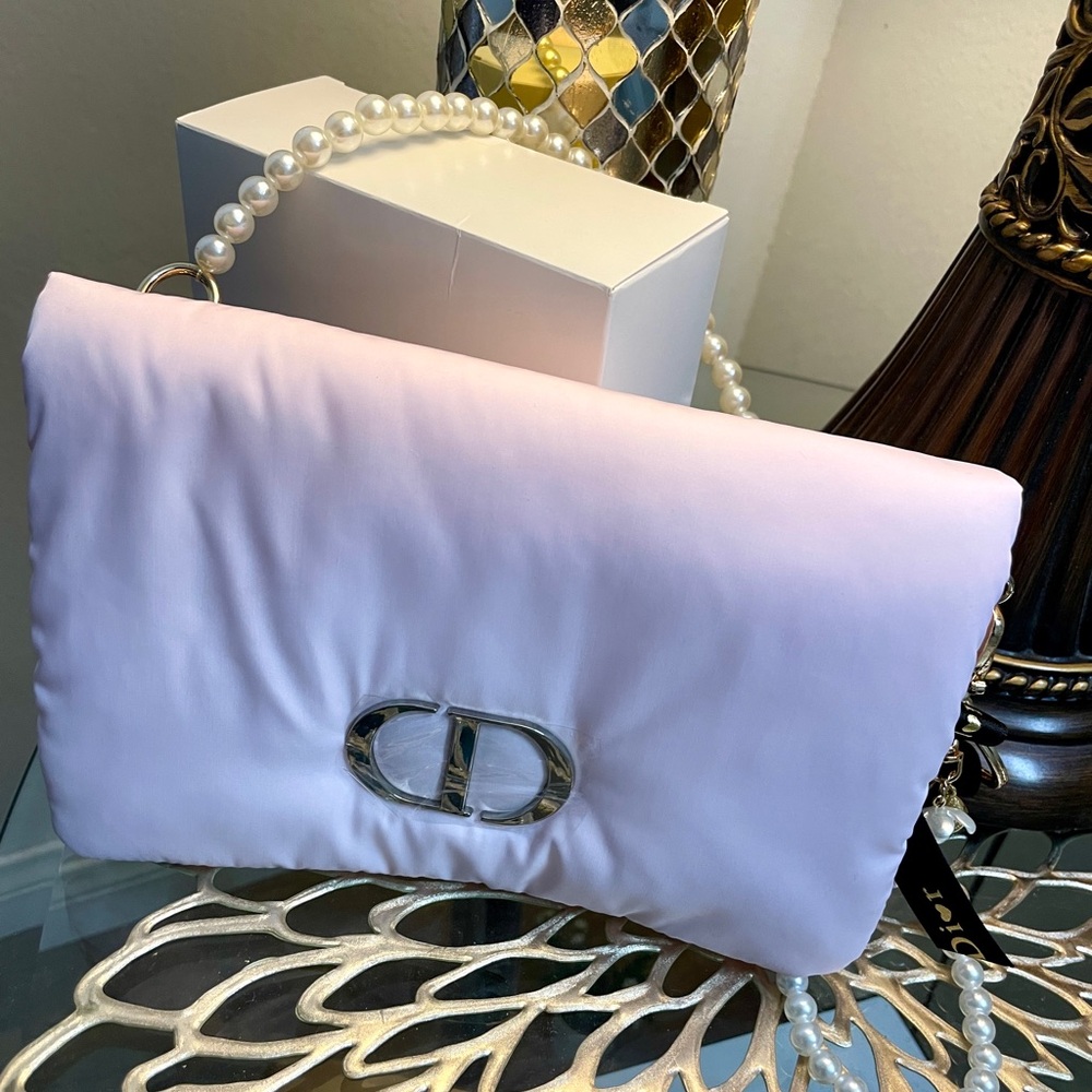 Dior - Picture 8 of 17